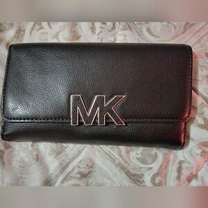 Michael Kors Florence Leather Large Billfold Wallet in Black